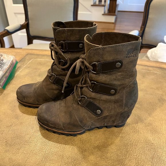 Sorel Women's Joan Of Artic Wedge Lace Up Color Grill Brown Size US 6.5 - Picture 3 of 7